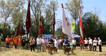 MEJOR MACHO y MEJOR HEMBRA en el concurso de FRESNO DEL CAMINO